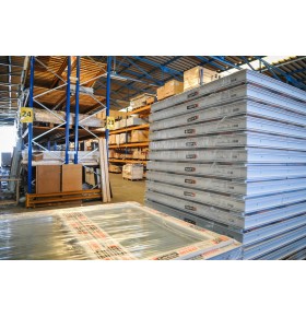 Porta Exterior PVC Meio Vidro Fosco Esquerda - Por Medida